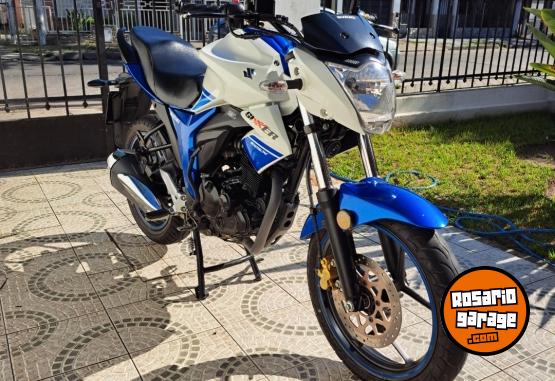 Motos - Suzuki Gixxer 150 2018 Nafta 36000Km - En Venta