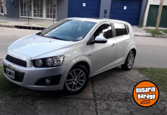 Autos - Chevrolet SONIC 2015 Nafta 94000Km - En Venta