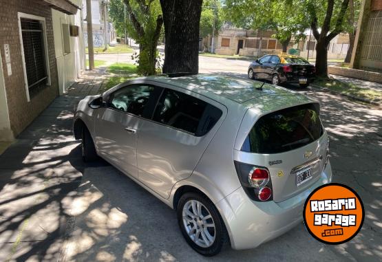 Autos - Chevrolet SONIC 2015 Nafta 94000Km - En Venta