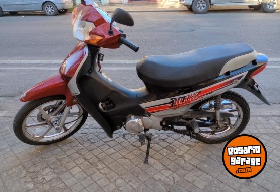 Motos - Motomel BLITZ V8 FULL 2022 Nafta 15000Km - En Venta