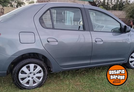 Autos - Renault Logan Expression 2016 Nafta 143000Km - En Venta