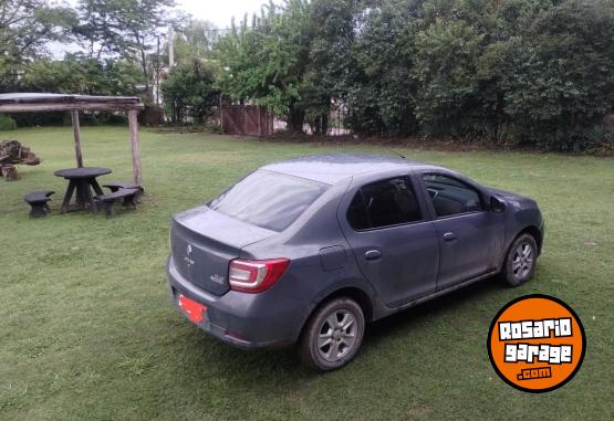 Autos - Renault Logan privilege 2017 Nafta 106000Km - En Venta