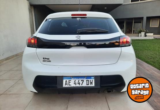 Autos - Peugeot 208 2020 Nafta 60000Km - En Venta