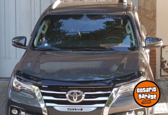 Camionetas - Toyota SW4 2019 Diesel 85000Km - En Venta