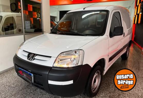 Utilitarios - Peugeot PARTNER CONFORT FURGN 2022 Nafta 44000Km - En Venta