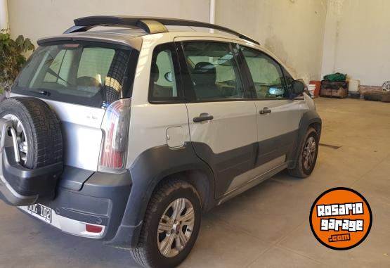 Autos - Fiat ADVENTURE 1.6 2011 GNC 170000Km - En Venta