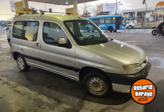 Utilitarios - Peugeot Patagonica 2009 Diesel 280000Km - En Venta