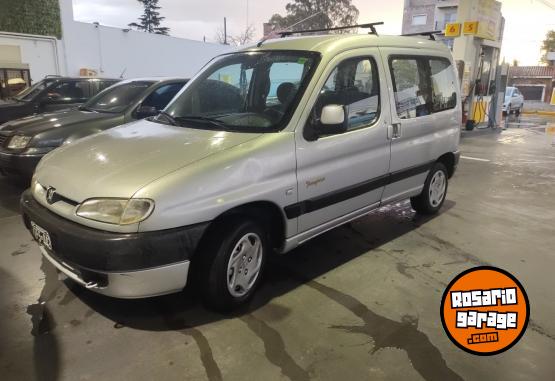 Utilitarios - Peugeot Patagonica 2009 Diesel 280000Km - En Venta