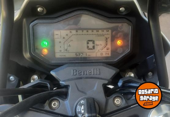 Motos - Benelli TRK 251 2023 Nafta 5500Km - En Venta