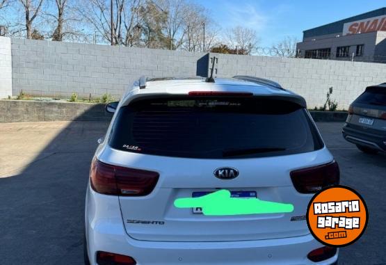 Camionetas - Kia Sorento 2018 Nafta 85000Km - En Venta