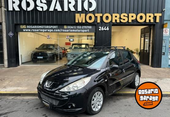 Autos - Peugeot 207 2013 Nafta 143000Km - En Venta