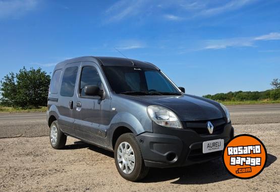 Utilitarios - Renault kangoo 2016 Nafta 166000Km - En Venta