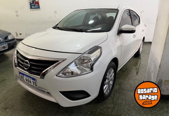 Autos - Nissan Versa drive plus 2020 GNC  - En Venta