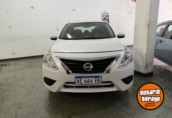 Autos - Nissan Versa drive plus 2020 GNC  - En Venta