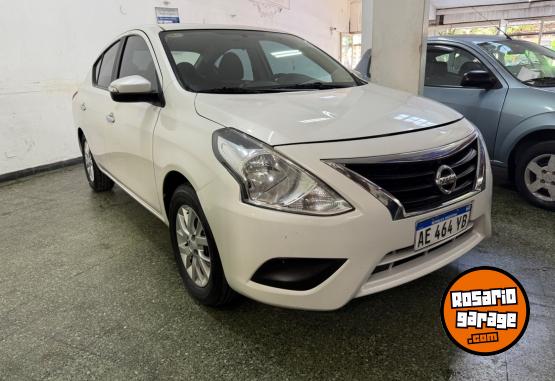 Autos - Nissan Versa drive plus 2020 GNC  - En Venta