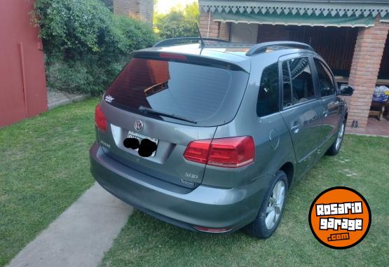 Autos - Volkswagen Suran Trendline 2015 Nafta 130000Km - En Venta