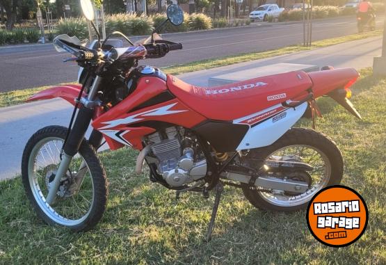 Motos - Honda Tornado 250 2019 Nafta 17246Km - En Venta