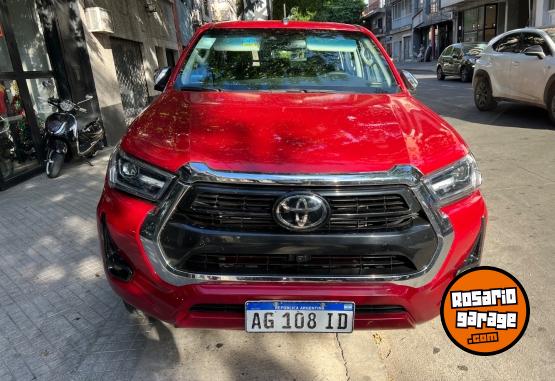 Camionetas - Toyota Hilux srx 2.8 2023 Diesel 16000Km - En Venta