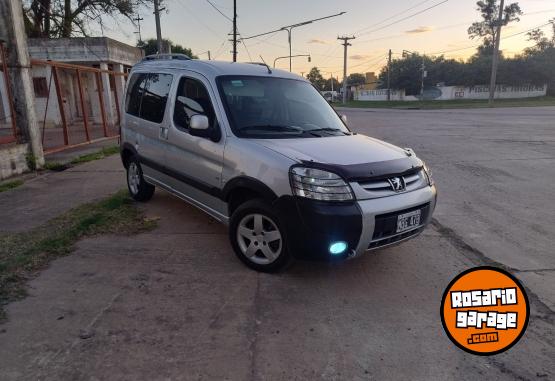 Utilitarios - Peugeot partner patagonica 2013 Diesel 195500Km - En Venta