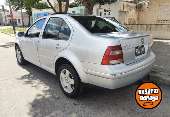 Autos - Volkswagen Bora 2004 Diesel 235000Km - En Venta