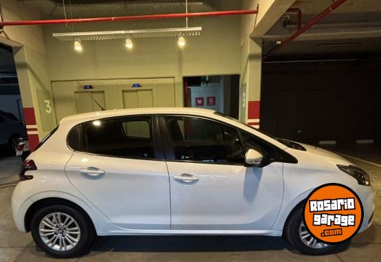 Autos - Peugeot 208 Allure 1.6 2019 Nafta 46400Km - En Venta