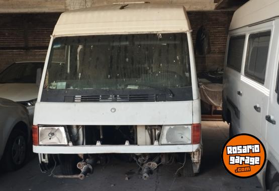 Utilitarios - Mercedes Benz MB 180 1994 Diesel 111111Km - En Venta