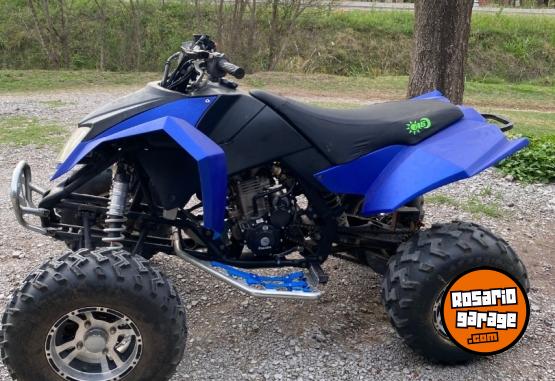 Cuatris y UTVs - Zanella 300 FX 2017  1700Km - En Venta