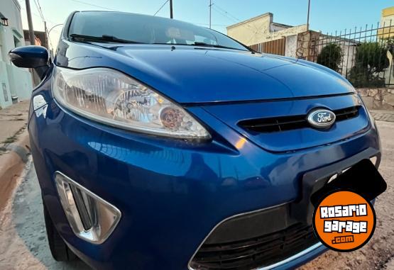 Autos - Ford Fiesta kinetic titanium 2011 Nafta 190000Km - En Venta