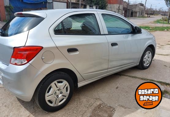 Autos - Chevrolet Onix joy 2017 Nafta 120000Km - En Venta