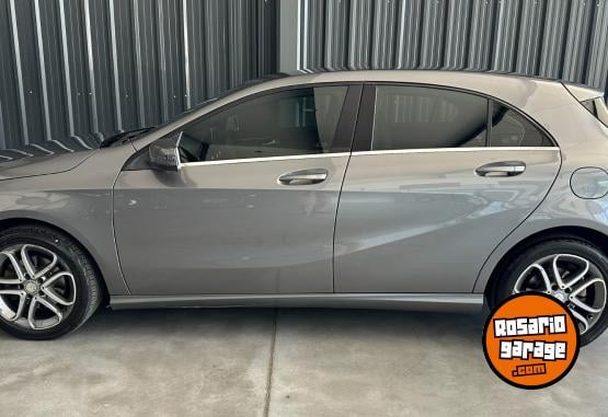 Autos - Mercedes Benz A200 AUTOMATICO 2016 Nafta 137039Km - En Venta