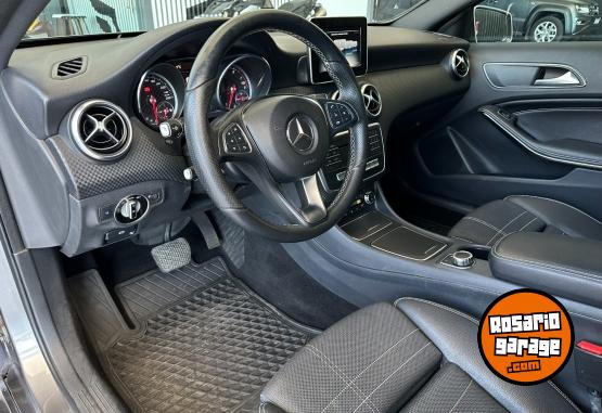 Autos - Mercedes Benz A200 AUTOMATICO 2016 Nafta 137039Km - En Venta