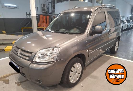 Utilitarios - Citroen BERLINGO MULTISPACE 2020 Nafta 55000Km - En Venta