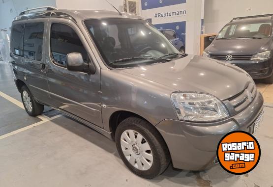 Utilitarios - Citroen BERLINGO MULTISPACE 2020 Nafta 55000Km - En Venta