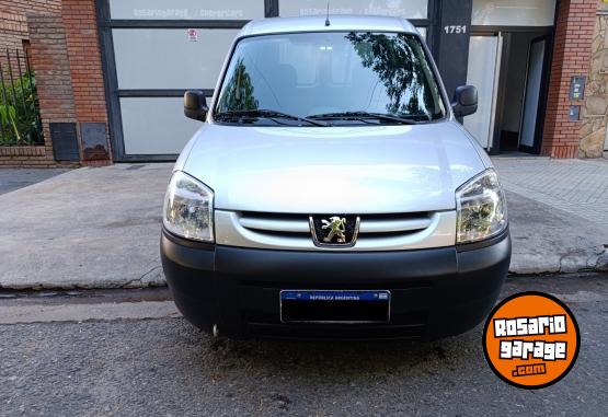 Utilitarios - Peugeot Partner 1.6HDI Business 2022 Diesel 50000Km - En Venta