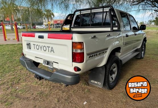 Camionetas - Toyota Hilux dx 4x4 3.0 2002 Diesel 180000Km - En Venta