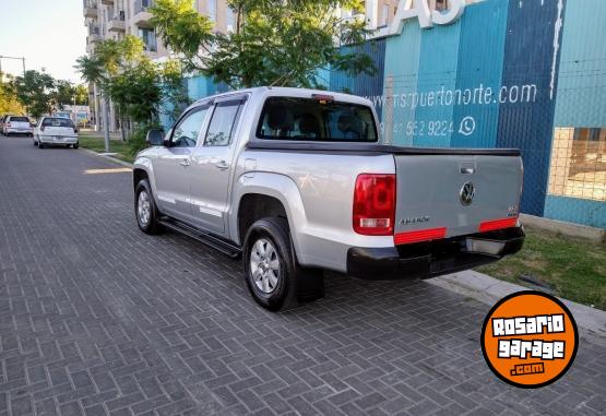 Camionetas - Volkswagen AMAROK TRENDLINE 2.0 180 2014 Diesel 140000Km - En Venta