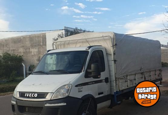 Utilitarios - Iveco Daily 70C 2014 Nafta 220000Km - En Venta