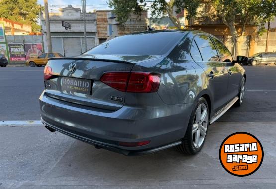 Autos - Volkswagen Vento GLI 2017 Nafta 70000Km - En Venta