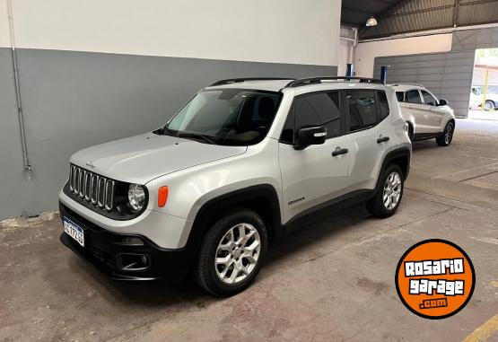 Camionetas - Chrysler Jeep Renegade 1.8 Sport 2018 Nafta 102000Km - En Venta