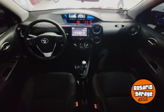 Autos - Toyota Etios XLS 1.5 2016 Nafta 126800Km - En Venta