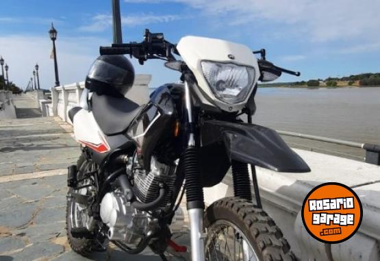 Motos - Motomel Skua 150 V6 2023 Nafta 9000Km - En Venta