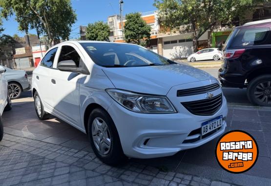 Autos - Chevrolet Onix joy ls 2017 GNC  - En Venta