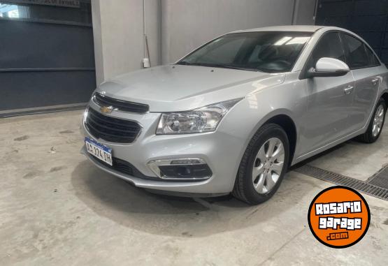 Autos - Chevrolet Cruze LT con GNC 2016 GNC 120000Km - En Venta