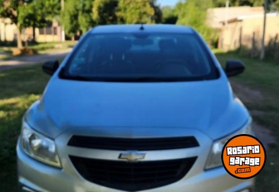 Autos - Chevrolet Onix joy 2017 Nafta 298000Km - En Venta