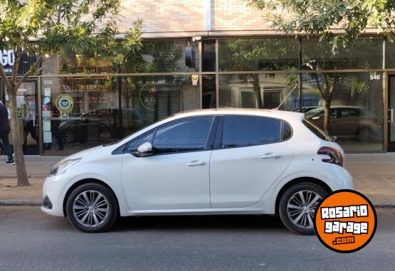 Autos - Peugeot 208 FELINE 2020 Nafta 53000Km - En Venta