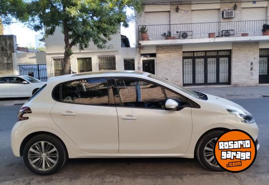 Autos - Peugeot 208 FELINE 2020 Nafta 53000Km - En Venta