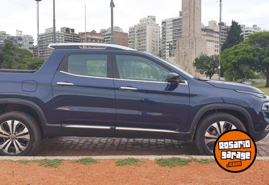 Camionetas - Fiat Toro Volcano 4x4 2024 Diesel 33500Km - En Venta