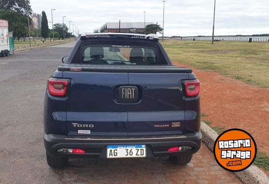 Camionetas - Fiat Toro Volcano 4x4 2024 Diesel 33500Km - En Venta