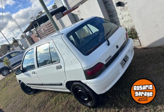 Autos - Renault Clio 1.9 1999 Diesel 240000Km - En Venta