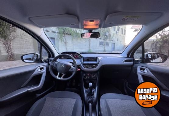 Autos - Peugeot 208 2018 Nafta 39000Km - En Venta